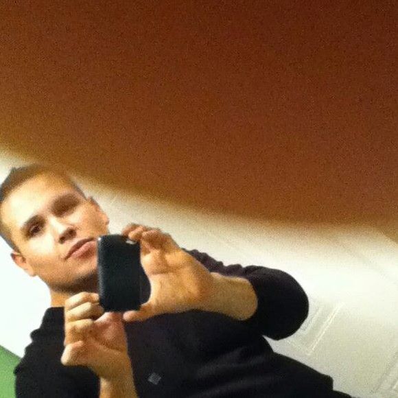 Meet your Posher, Emilio - Picture 1 of 1